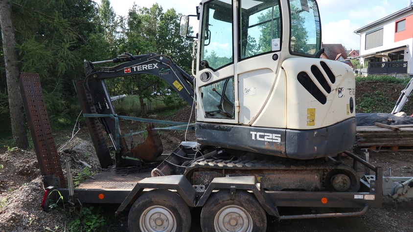 Mini‑pelle TEREX TC25